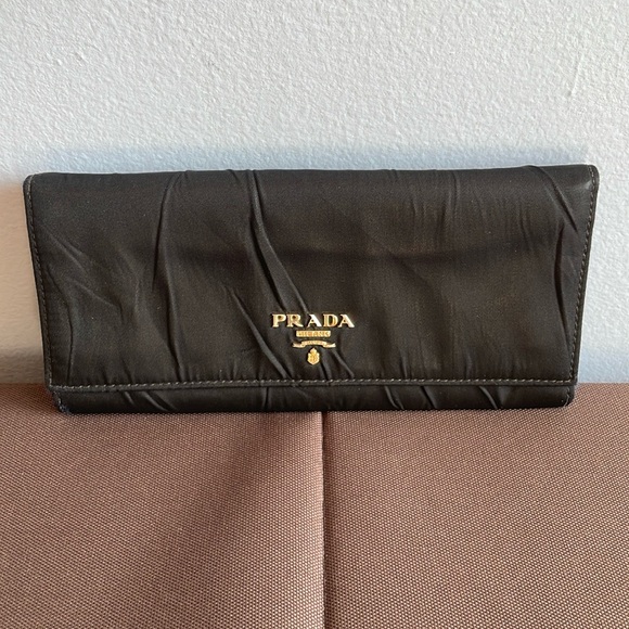 Prada wallet Black - Picture 1 of 12
